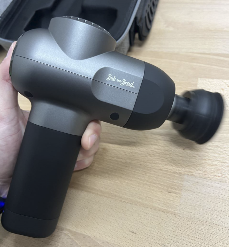 recensione pistola massaggio Bob and Brad C2